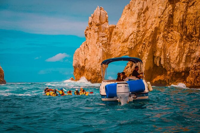 Private Yacht in Los Cabos | 10 PAX & 3 HRS - Snorkeling and Water Activities Included