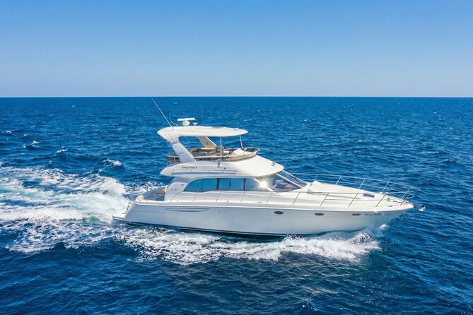 Private Yacht Rental 55 ft + 2 Jet Ski Rides | Miami Boat Tour - Key Points