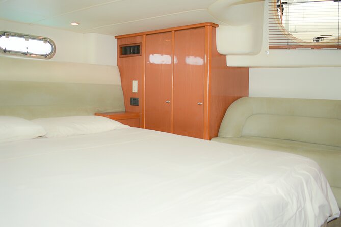 Private Yacht Rental in Cancun - The Crew: Friendly, Knowledgeable, and Attentive