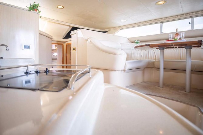 Private Yacht Rental Sea Ray 46ft Cancun 23P3 - The Yacht: Luxury and Comfort on the Caribbean