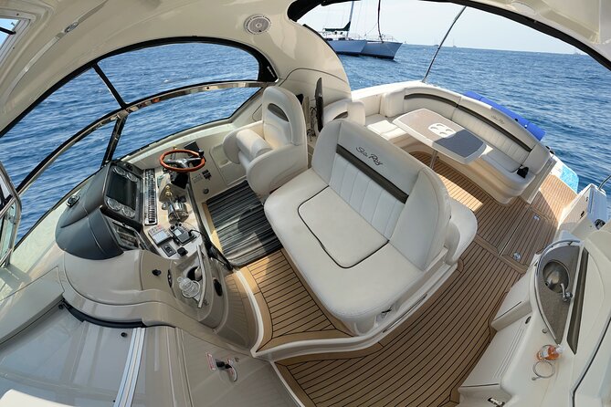 Private Yacht Sea Ray all-inclusive charter in Cabo - Flexibility and Booking Details