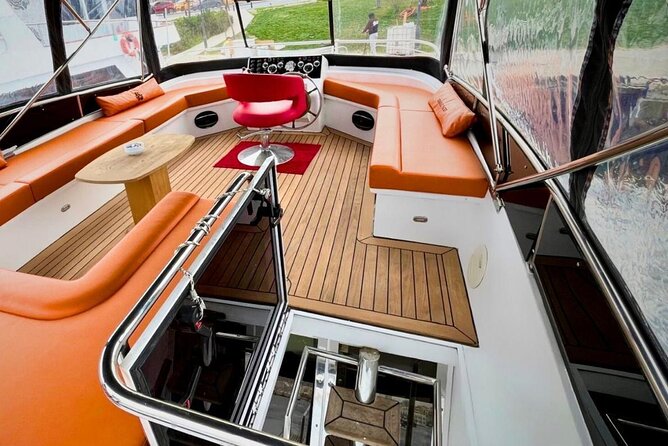 Private Yacht Tour on Bosphorus Istanbul - The Charm of Neighborhoods and Parks Along the Bosphorus