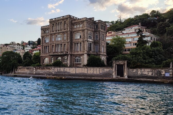 Private Yacht Tour on Bosphorus Istanbul - Adding Comfort and Extras to Your Private Yacht Tour