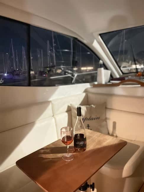 Private yacht tour with wines on board - Customizable Route and Photo Opportunities