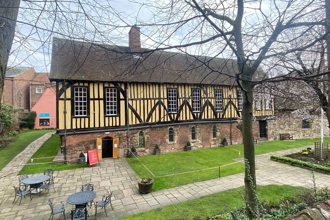 Private York History Walking Tour - Viewing and Learning About Roman Wall Sections