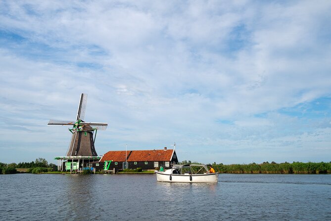 Private Zaanse Schans Windmill Cruise On Luxury Boat - Starting at Zaanse Schans: The Iconic Windmills Up Close