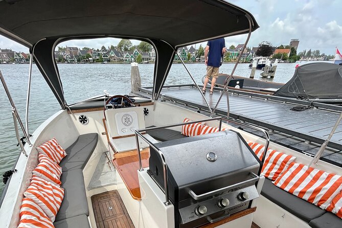 Private Zaanse Schans Windmill Cruise On Luxury Boat - Comfort and Accessibility of the Luxury Boat