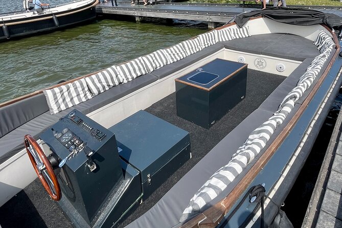 Private Zaanse Schans Windmill Cruise On Luxury Boat - Comparing This Tour to Other Zaanse Schans Options