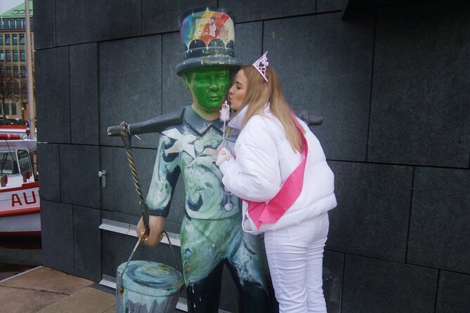 Professional photo tour with Hamburg sights - Guide and Experience Quality