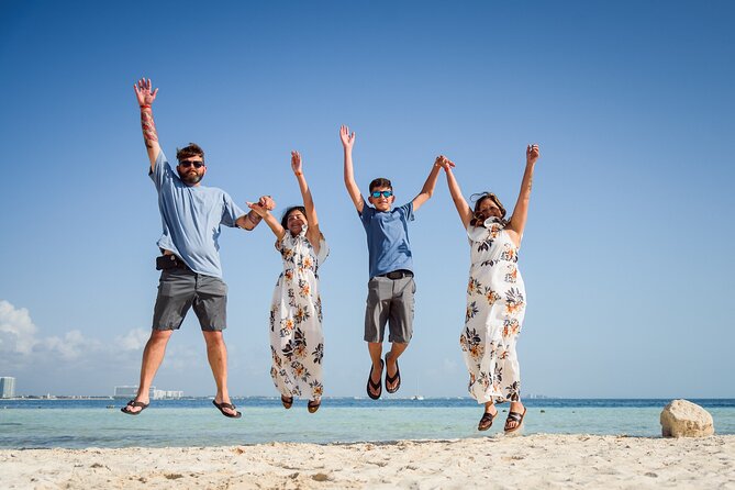 Professional Photographer in Cancun - The 2-Hour Experience for Couples and Small Groups