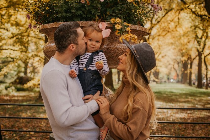 Professional Photoshoot in Los Angeles - Discover the Charm of a Private Photoshoot in Los Angeles for $120