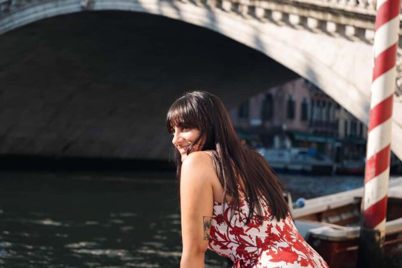 Professional Photoshoot in Venice: Rialto Bridge - Who Will Appreciate This Photoshoot Most