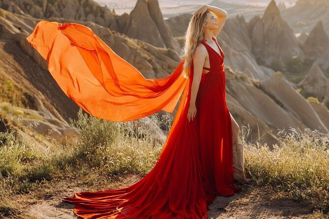 Professional Photoshoot with Hot Air Balloons View in Cappadocia - Capture the Magic of Cappadocia in a Private Photoshoot with Balloon Views