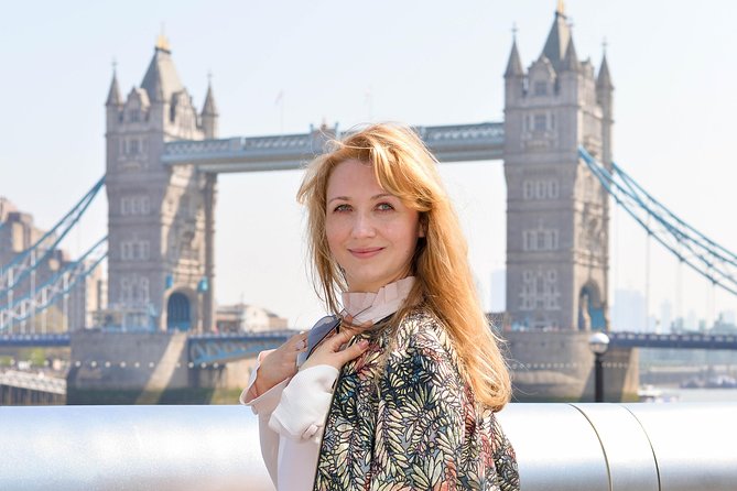 Professional Photoshoot with London Landmarks - The Sum Up: A Unique Way to Capture London’s Beauty