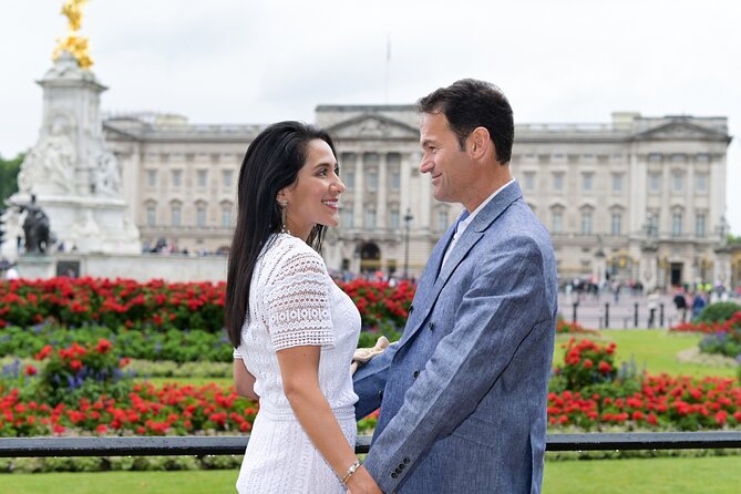 Professional Private Photoshoot in London - Exploring Both Routes: St Paul’s & Tower Bridge or Big Ben & London Eye