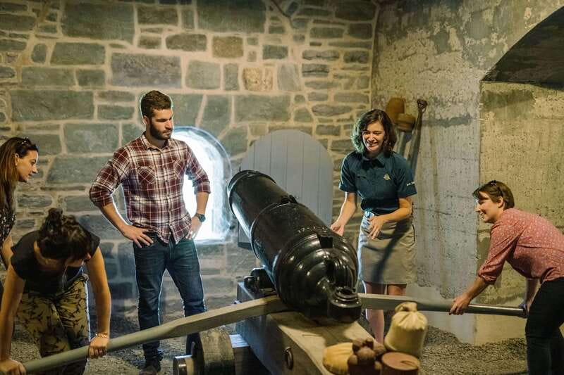 Progressive Dinner on Grande-Allée and History Tour - Meeting Point and Tour Logistics