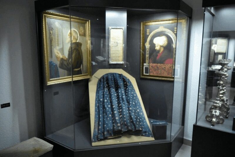 Prokoko: A Day Tour to the Forgotten Village from Sarajevo - Authentic Bosnian Cuisine Overlooking the Lake