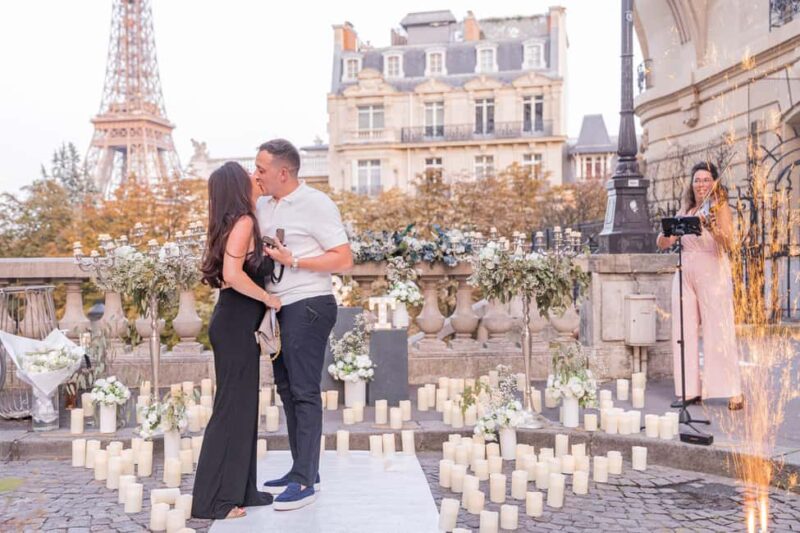 Proposal 'Marry Me' - Big letters - Paris Proposal Planner - Location Options for Your Proposal