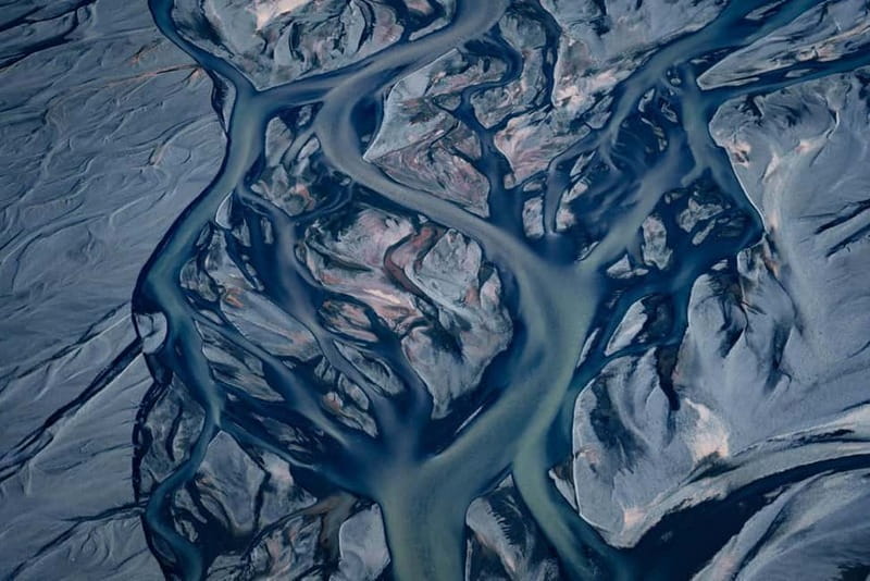 Proposal on a Glacier - The Experience of a Private Helicopter Flight in Iceland