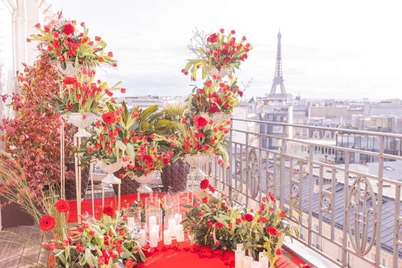 Proposal Private Rooftop + Photographer 1h - Personal Touches with a Dedicated Butler and Love Letter