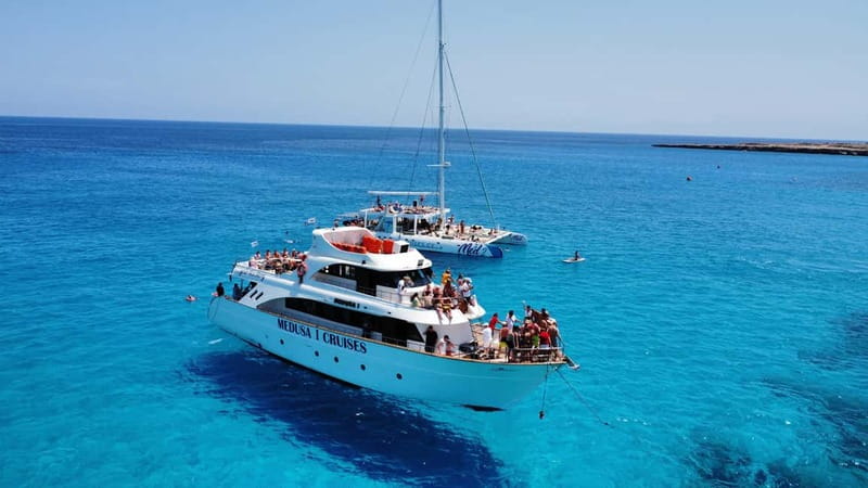 Protaras: Medusa Chill-Out Cruise to Blue Lagoon & Sea Caves - The Food and Drink Options