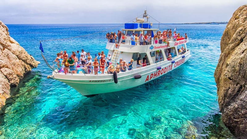 Protaras: Turtle Cove & Blue Lagoon Sunset Cruise - Iconic Photos at Konnos Beach and the Lovers Bridge