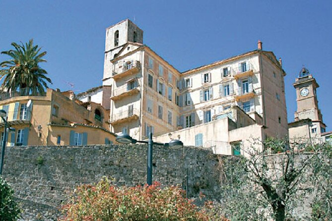Provence and Tradition - Private Guided Tour - Gaze at Breathtaking Panoramas from Gourdon
