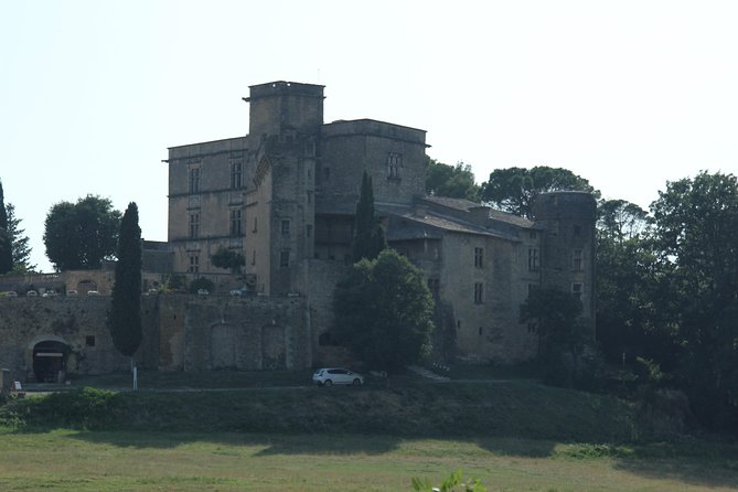 Provence Wineries and Luberon Villages Day Trip from Aix-en-Provence - Why This Tour Stands Out