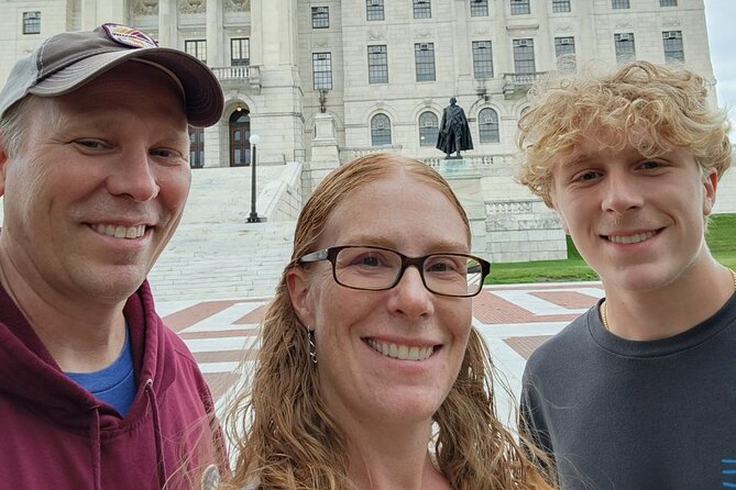 Providence Puzzling Adventure Scavenger Hunt Walking Activity - Start Point at Providence’s Historic Washington Street