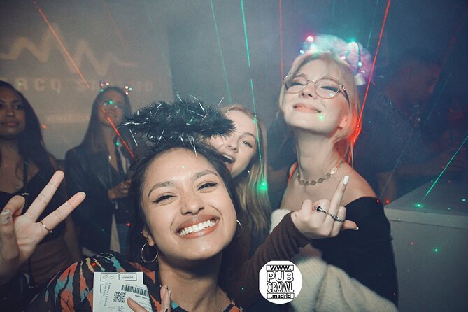 Pub Crawl Madrid by Mad Party Crew - Key Points