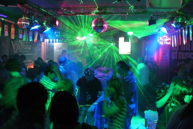 Pub Crawl Porto - Porto’s Nightlife in the Hands of Local Guides