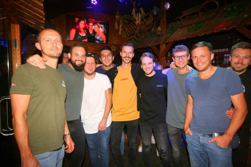 Pubcrawl Augsburg: Tour through best Bars and Clubs in Town - Why Choose This Pub Crawl in Augsburg