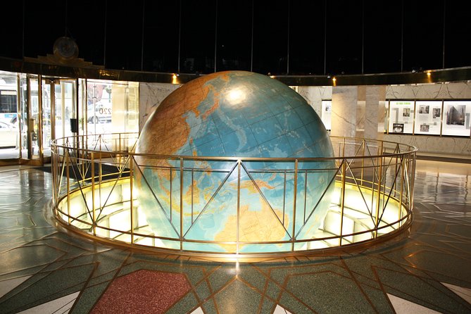 Public Super Tour of NYC: Heroes, Comics and More! - The Experience as Told by the Reviews