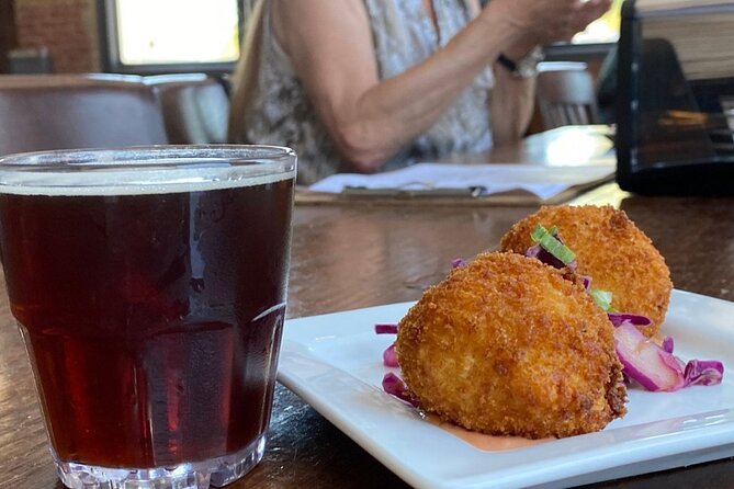 Pubs and Grub Tour on Galveston Island - Discover Galvestons Pubs and Food Scene in Just 2 Hours