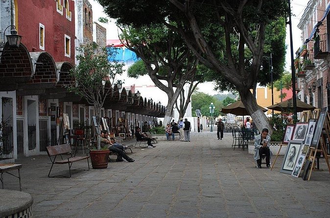 Puebla City Tour & Fireflies Sanctuary from Mexico City - Practical Details: Meeting Points, Group Size, and Flexibility