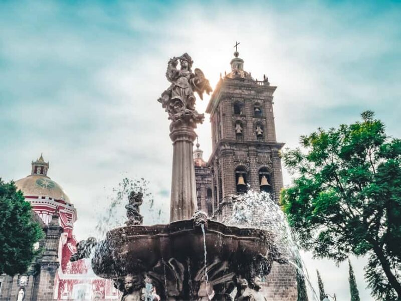 Puebla: Introductory Walking Tour with Ice Cream - Exploring Puebla’s Central Square and the Cathedral