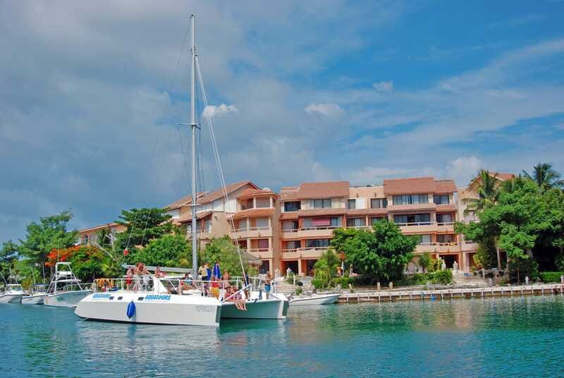 Puerto Aventuras: Dolphin Encounter with Buffet Lunch - Important Restrictions and Considerations