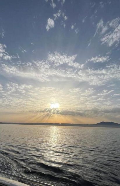 PUERTO BANUS: YACHTS RENTAL FOR GROUP 1H - Watching the Sunset with Cava and Chill Music