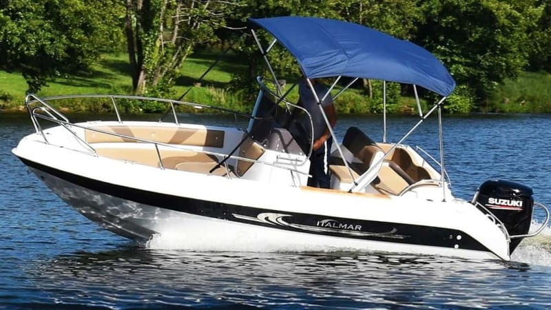 Puerto Colon: License-Free Self-Drive Boat in Tenerife - Amenities That Make the Day Comfortable