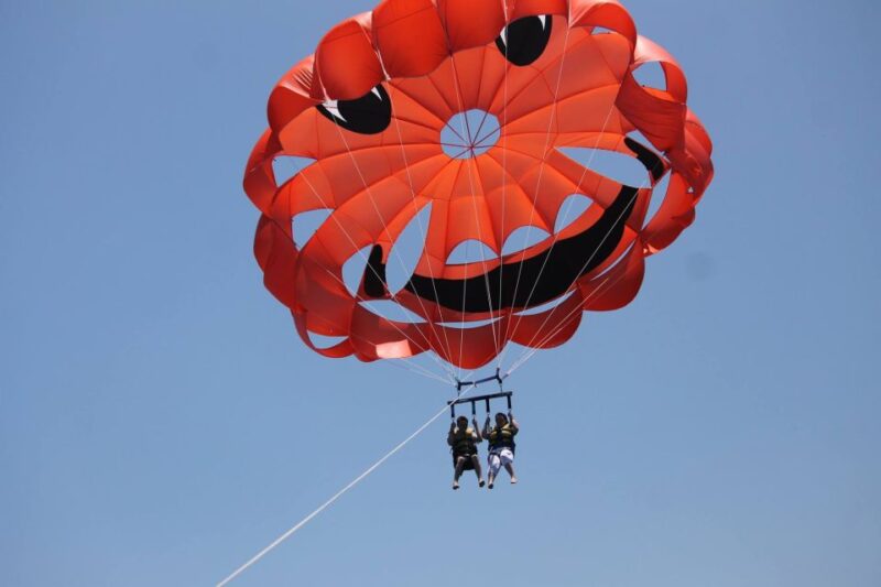 Puerto del Carmen: 10-Minute Parasailing Expereince - Safety and Physical Requirements for Parasailing