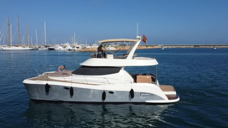 Puerto del Carmen: Catamaran Trip with Water Sports - Key Points