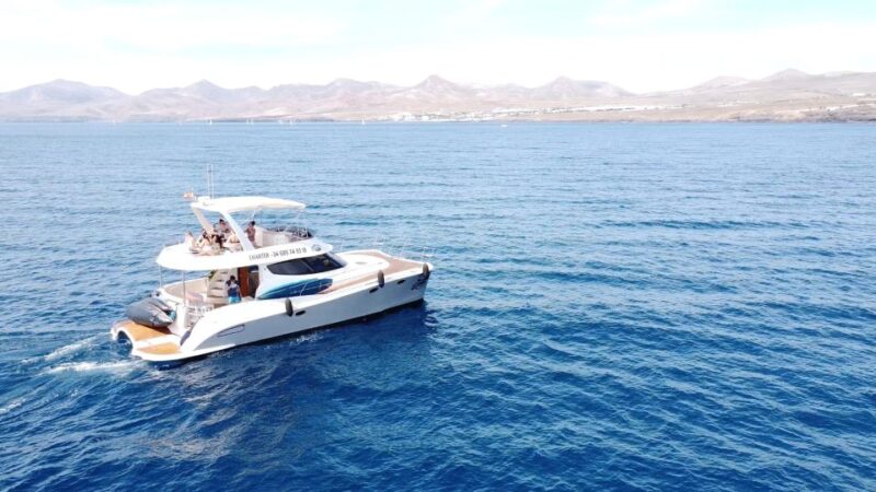 Puerto del Carmen: Catamaran Trip with Water Sports - Ideal Group Size and Private Options