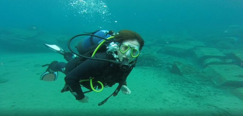 Puerto Del Carmen: Try Scuba Diving with 2 Dives and Photos - Professional Guides and Safety Standards