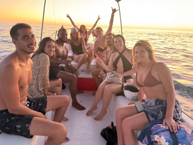 Puerto Escondido: Boat tour to enjoy the sunset - Discover the Magic of a Sunset Boat Tour in Puerto Escondido for Up to 10 People