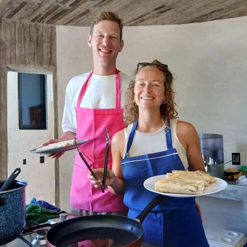 Puerto Escondido: Mexican Cooking Class, enjoy mexican food - Sip on Traditional Beverages Throughout the Class