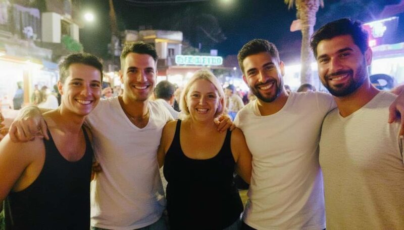 Puerto Escondido Pub Crawl - Logistics and Group Size