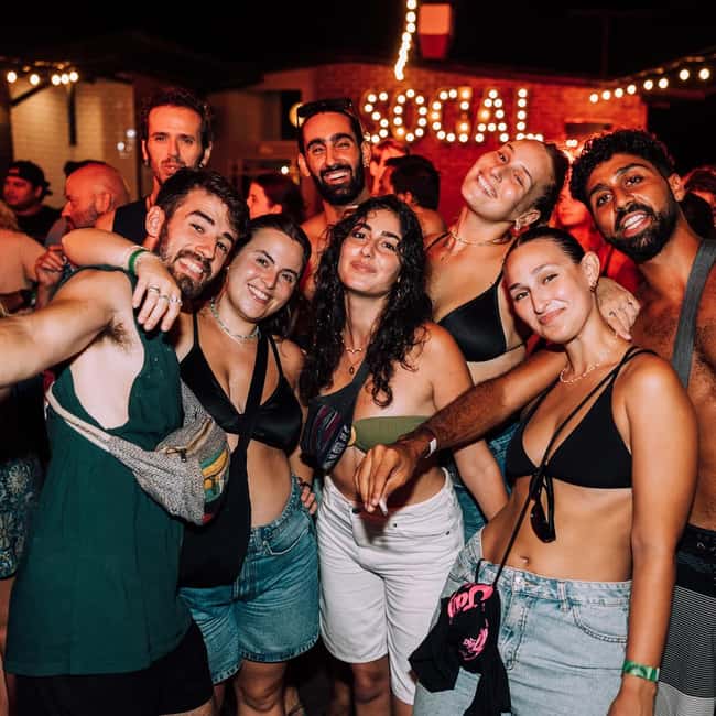 Puerto Escondido Pub Crawl - Puerto Escondido Pub Crawl: An Inviting Night Out in the Beach Town