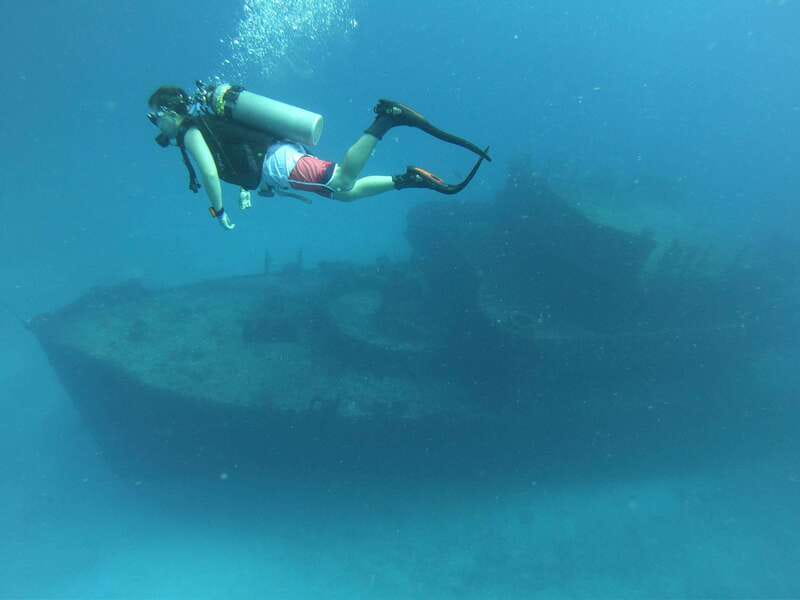 Puerto Morelos: C-56 Shipwreck & Reef for Certified Divers - Key Points