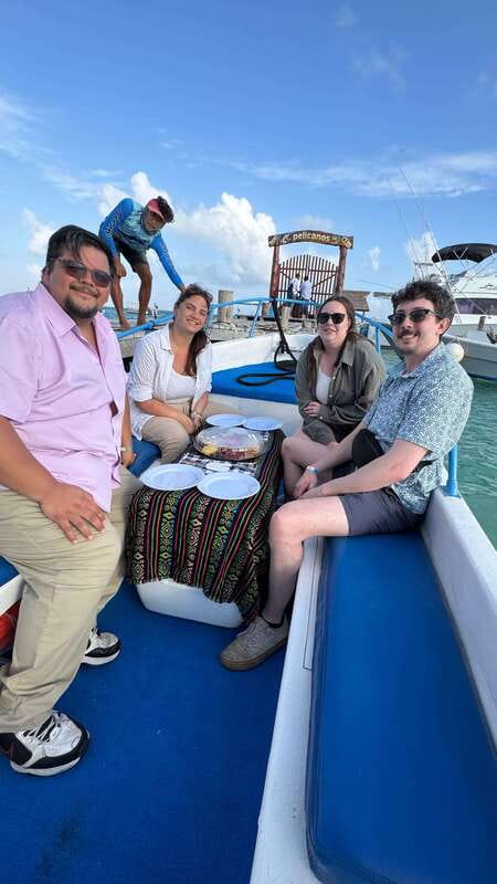 Puerto Morelos: Private Sunset Cruise with Snacks & Drinks - The Experience on the Private Boat: Comfort and Personal Attention