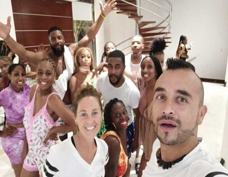 Puerto Morelos: Salsa/Bachata Group Class - Language and Accessibility